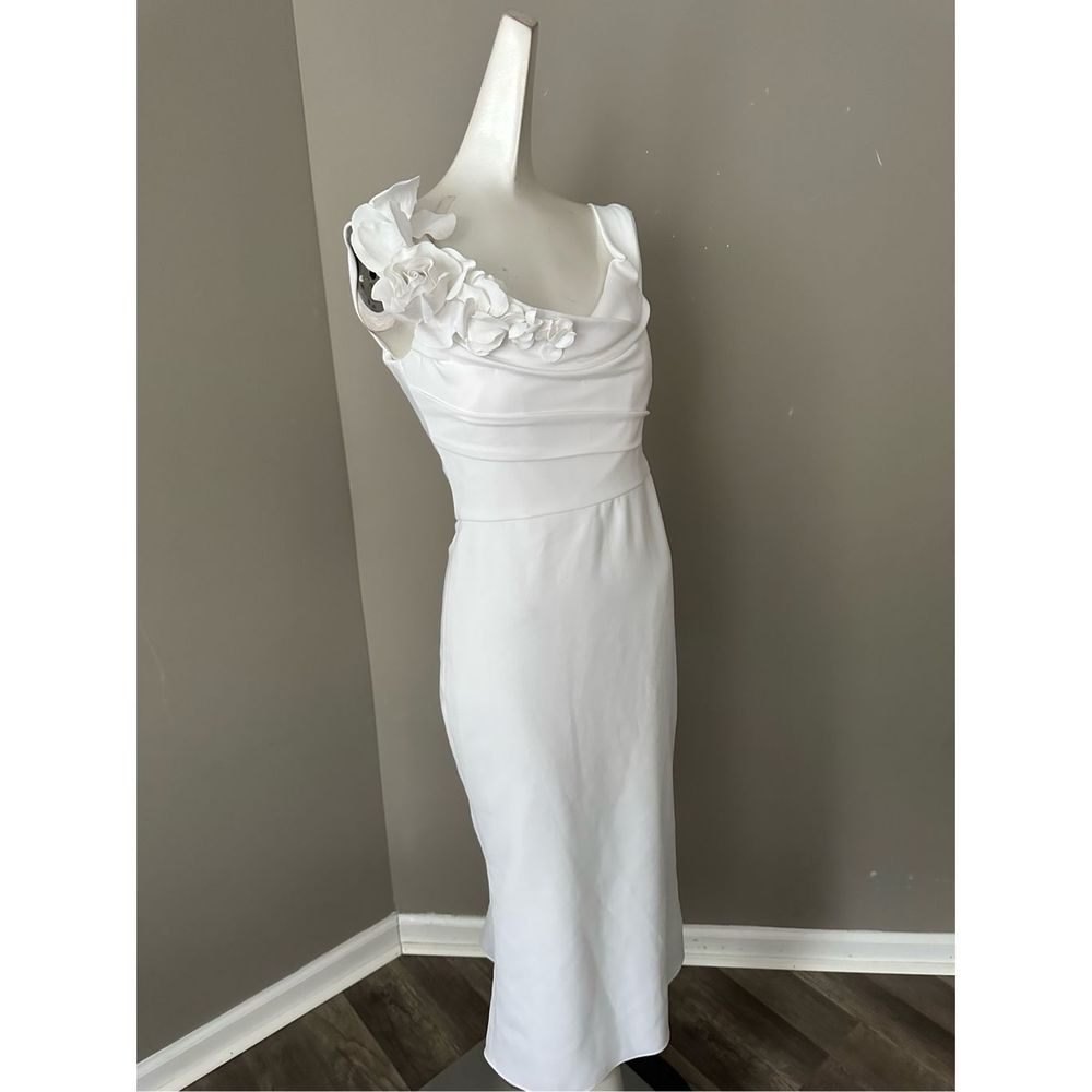 Marchesa Off-Shoulder White Dress SIZE 6 - Picture 7 of 12